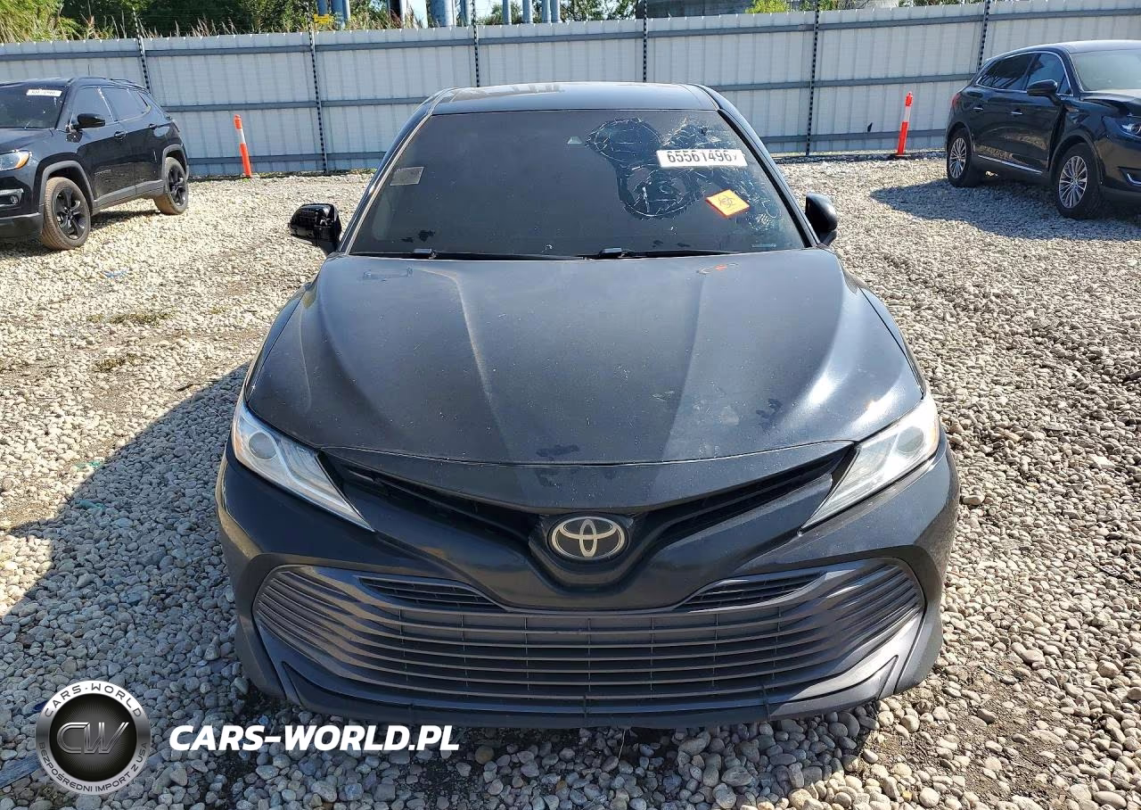 2019 Toyota Camry Xle VIN:4T1B11HK7KU248688 - 5