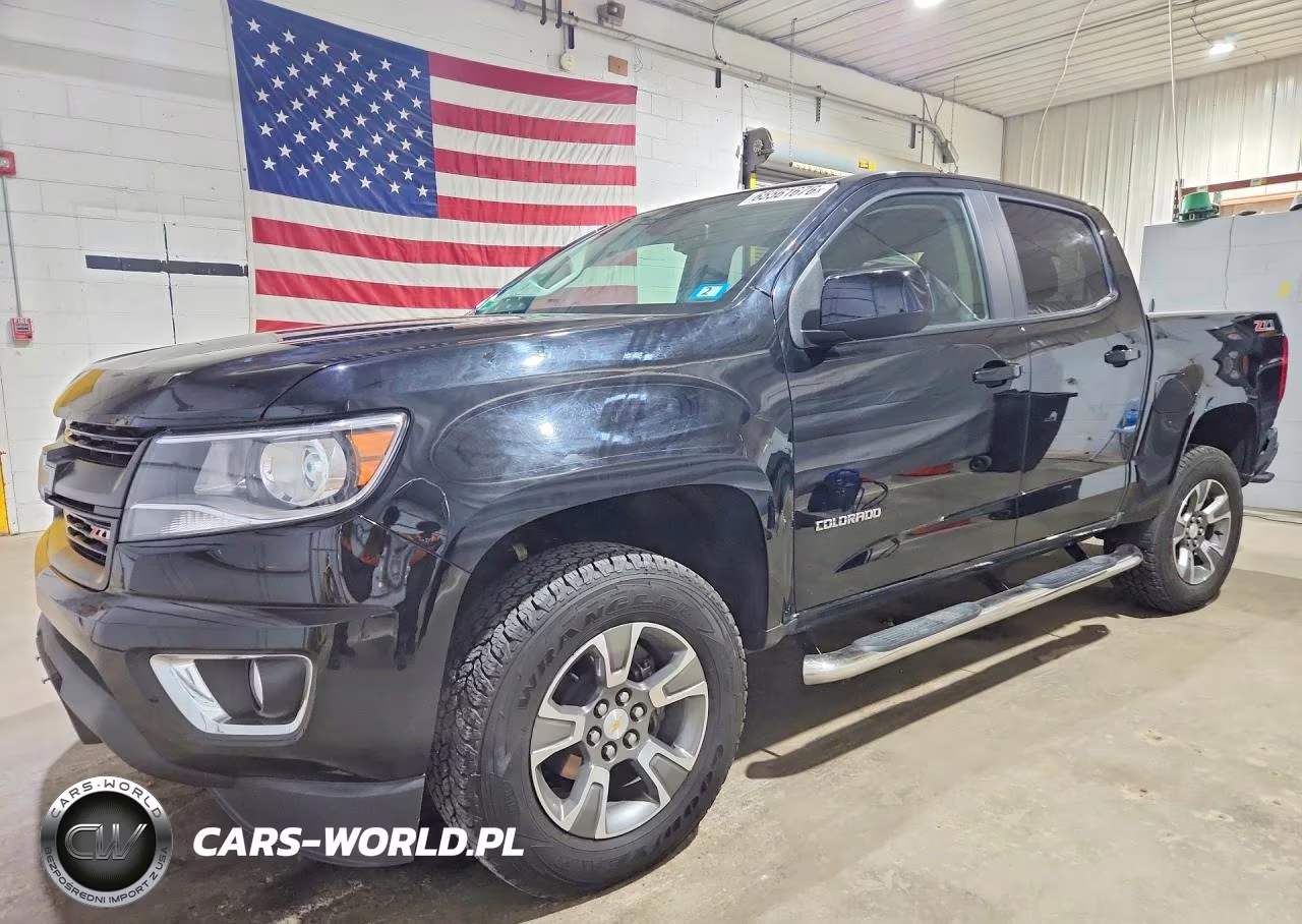 2019 Chevrolet Colorado Z71 VIN:1GCGTDEN4K1142639 - 1