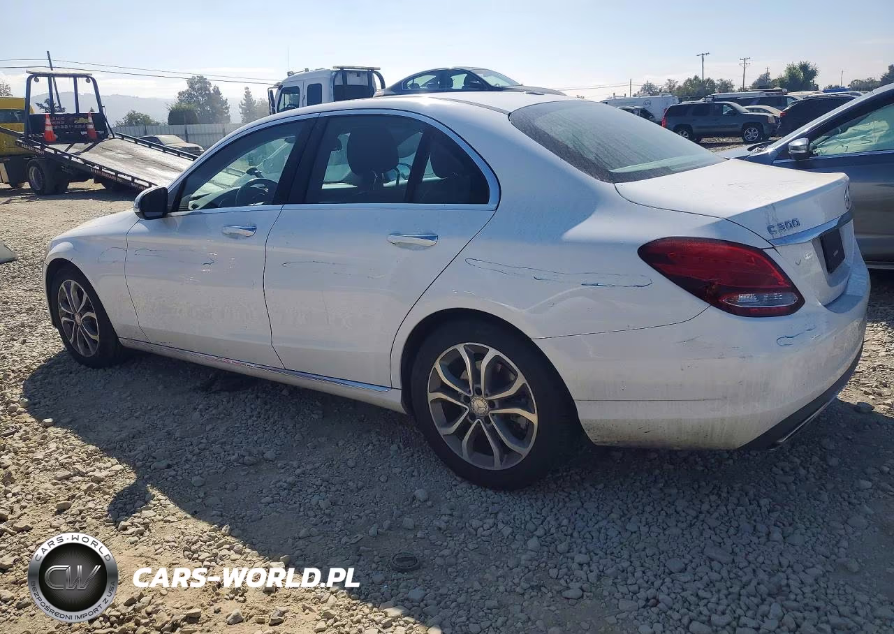 2016 Mercedes-Benz C 300 VIN:55SWF4JB4GU156729 - 2