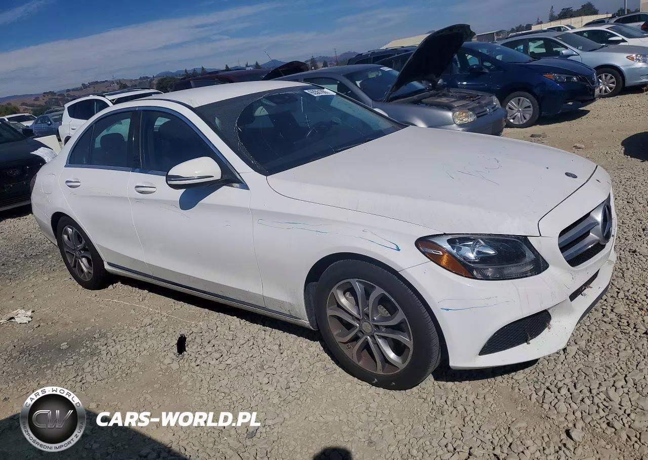 2016 Mercedes-Benz C 300 VIN:55SWF4JB4GU156729 - 4
