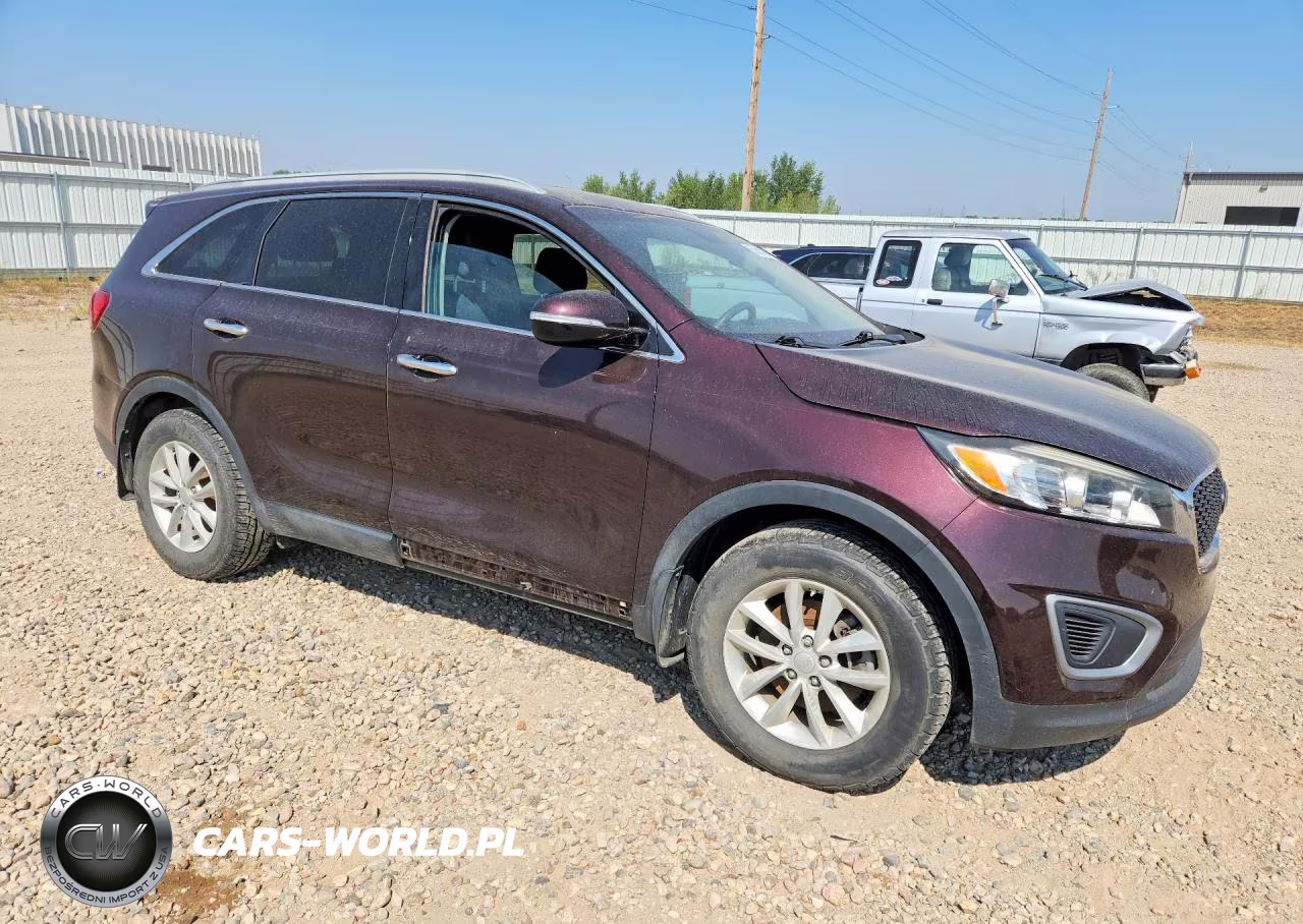 2016 Kia Sorento Lx VIN:5XYPG4A37GG045628 - 4