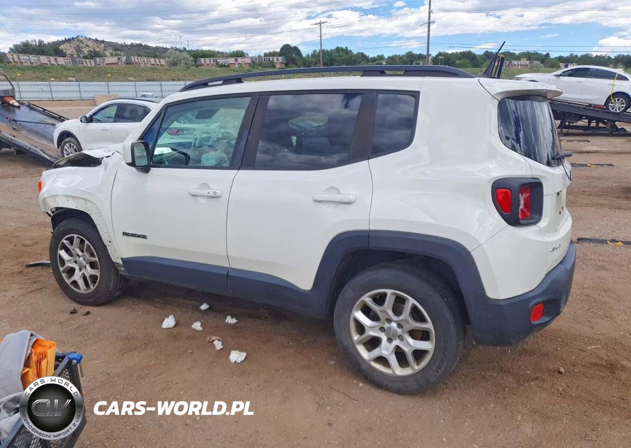 2015 Jeep Renegade Latitude VIN:ZACCJBBT9FPB81308 - 2