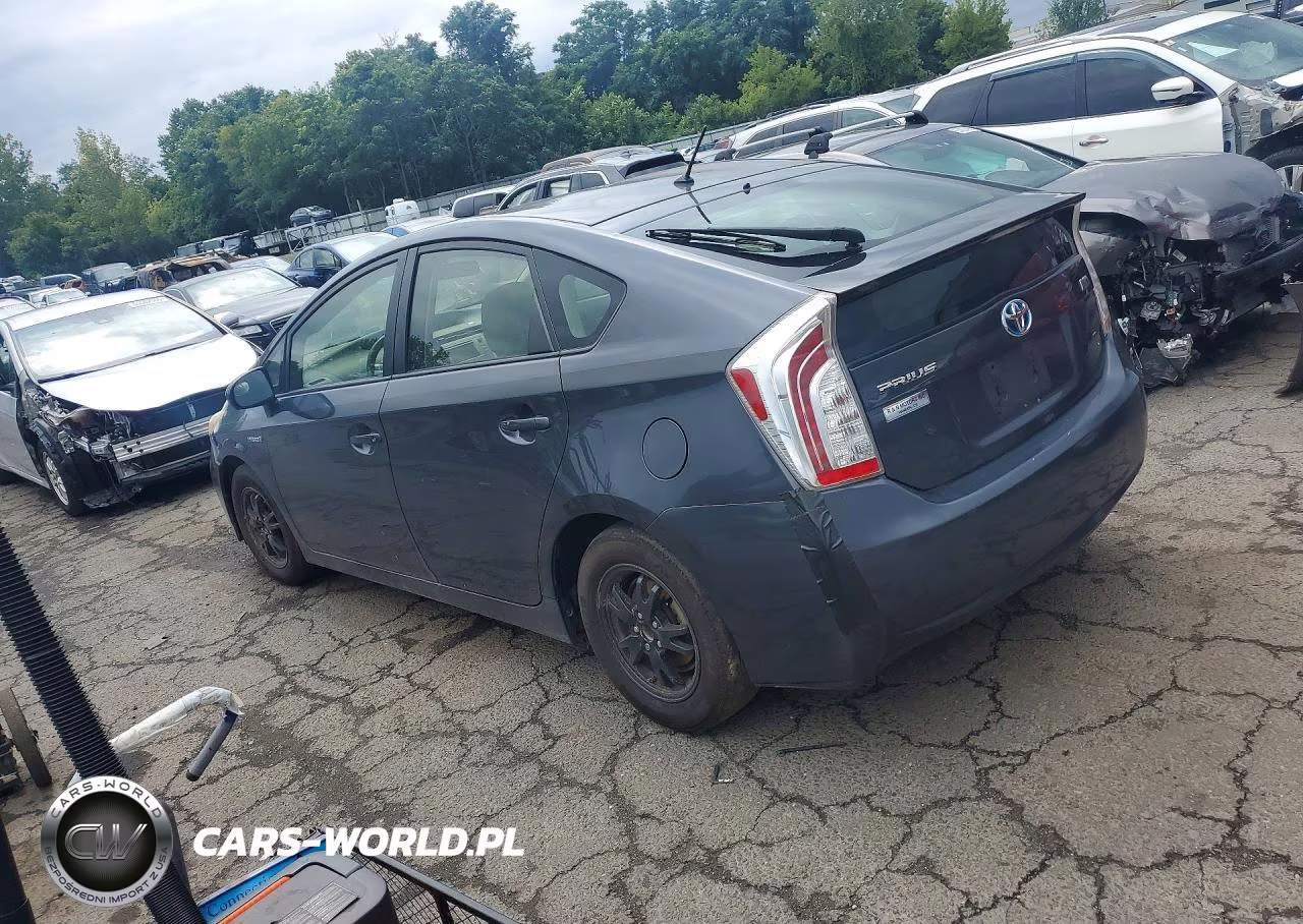2013 Toyota Prius Two VIN:JTDKN3DU0D1730497 - 2