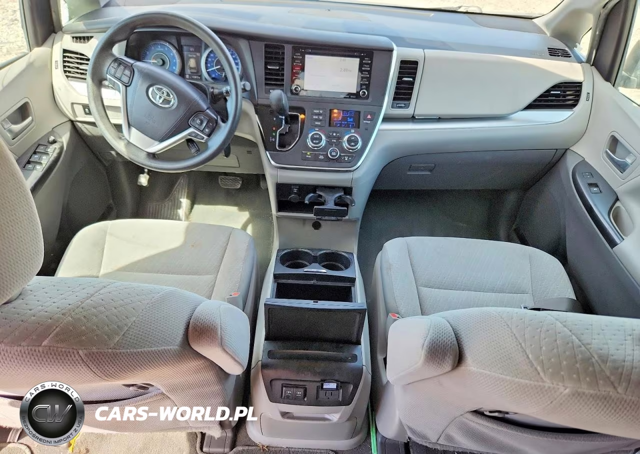 2019 Toyota Sienna Le VIN:5TDKZ3DC9KS997312 - 8