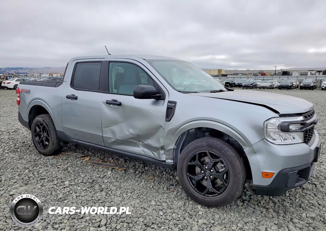 2024 Ford Maverick Xlt VIN:3FTTW8J92RRB47988 - 4