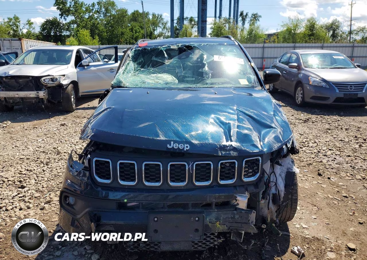 2024 Jeep Compass Latitude VIN:3C4NJDBN9RT170568 - 5
