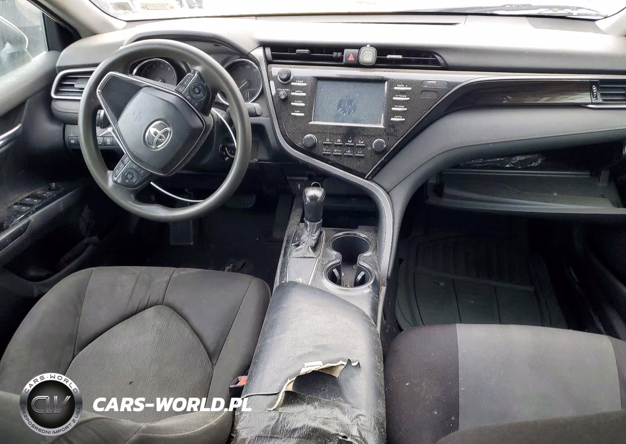 2019 Toyota Camry Le VIN:4T1B11HK0KU252498 - 8