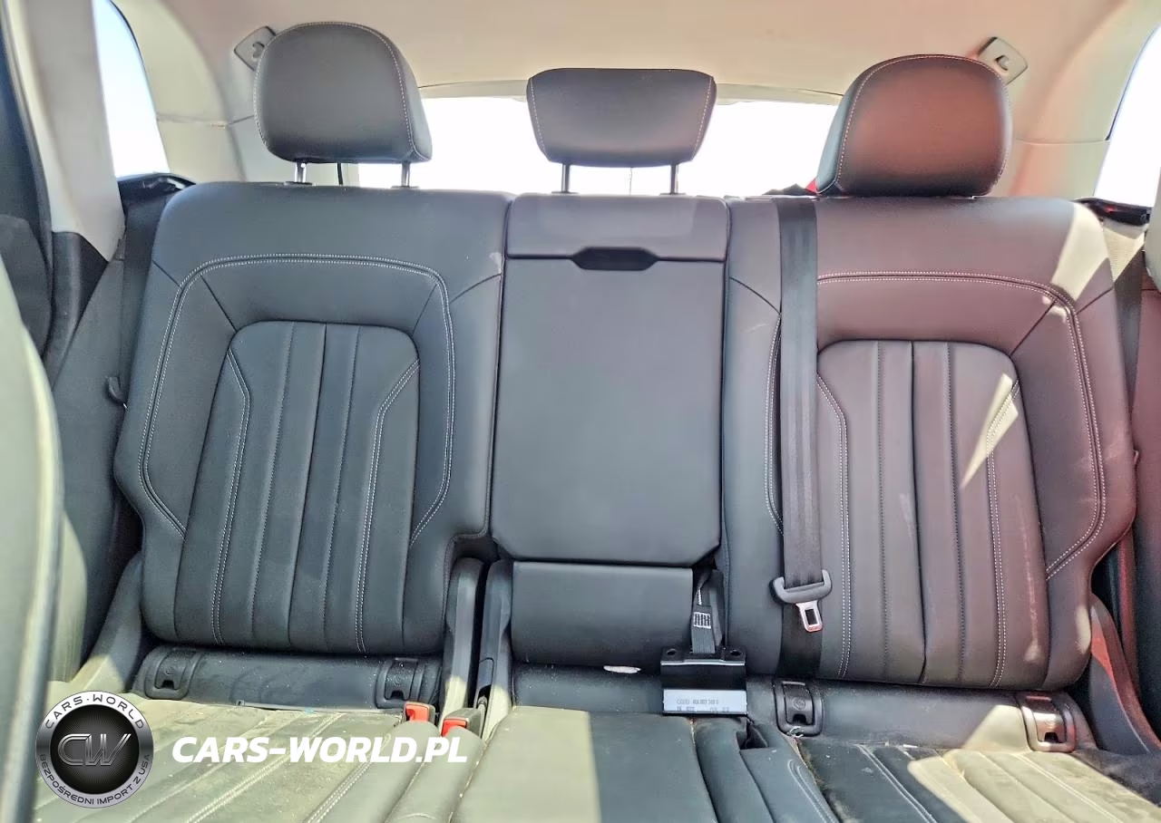 2023 Audi Q5 Premium 45 VIN:WA1GAAFY2P2010987 - 10