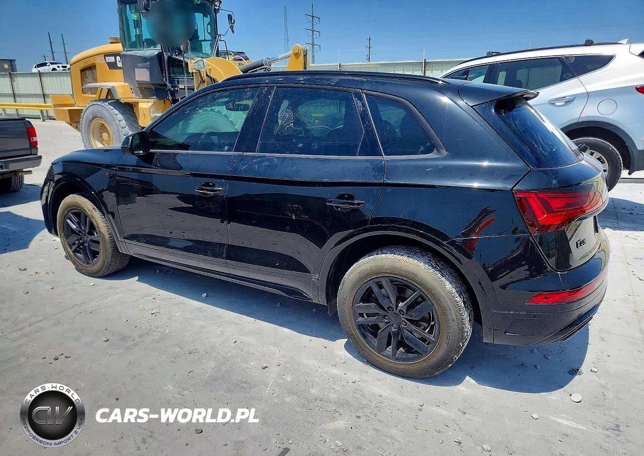 2023 Audi Q5 Premium 45 VIN:WA1GAAFY2P2010987 - 2