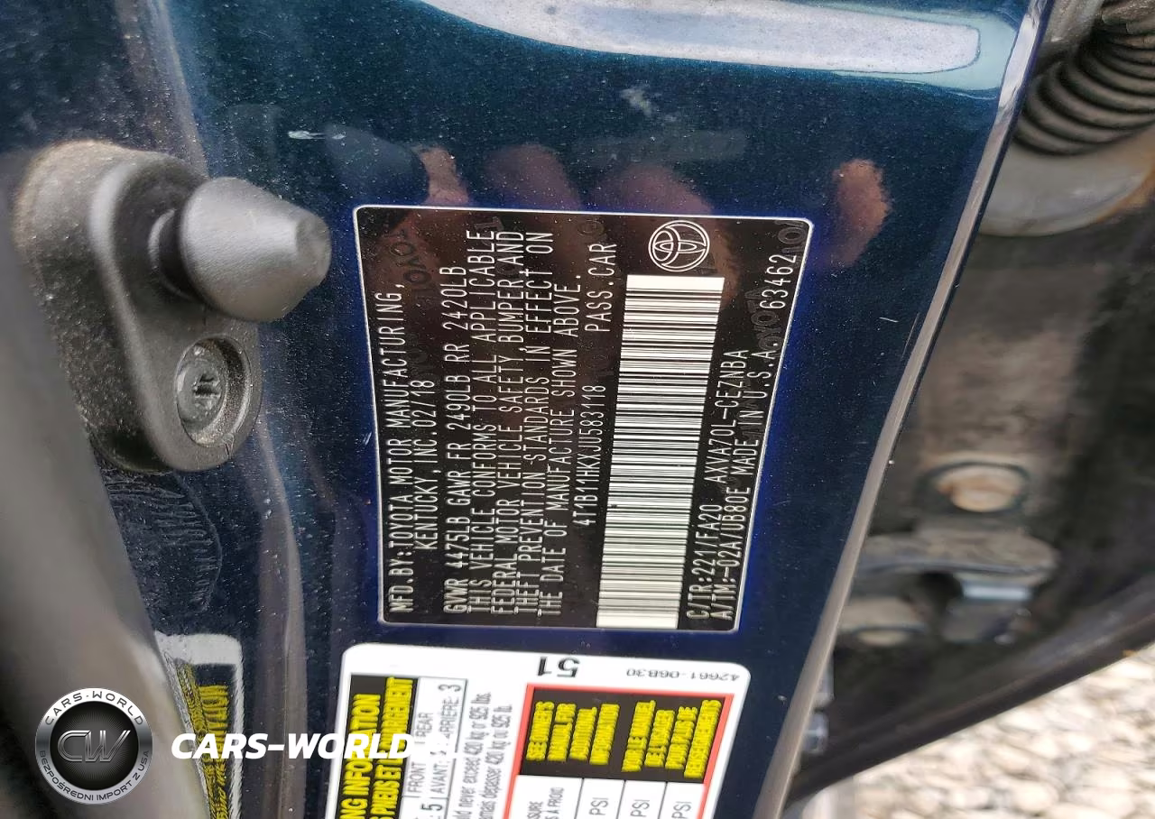 2018 Toyota Camry Le VIN:4T1B11HKXJU583118 - 12