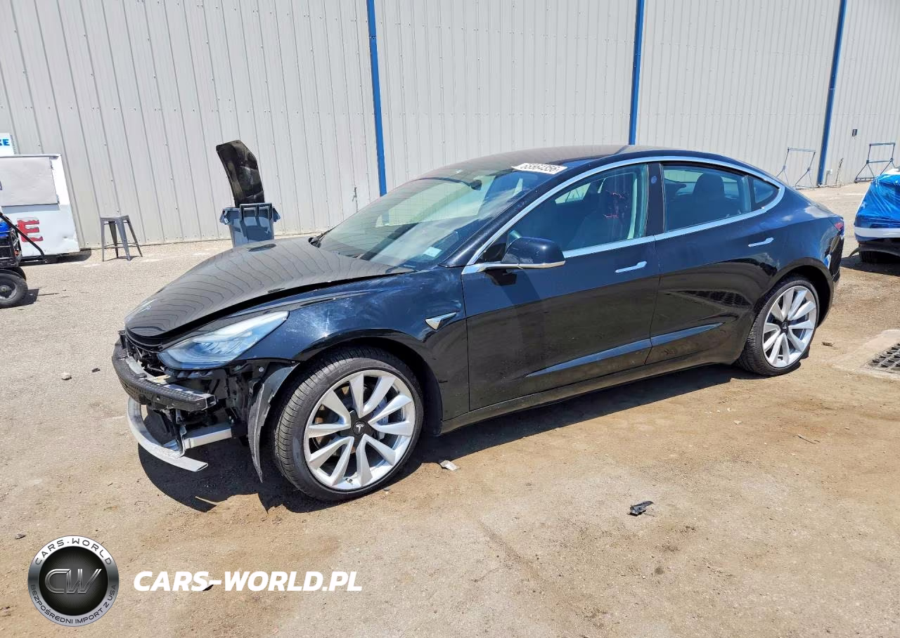 2018 Tesla Model 3 – zdjęcie 1 z 13