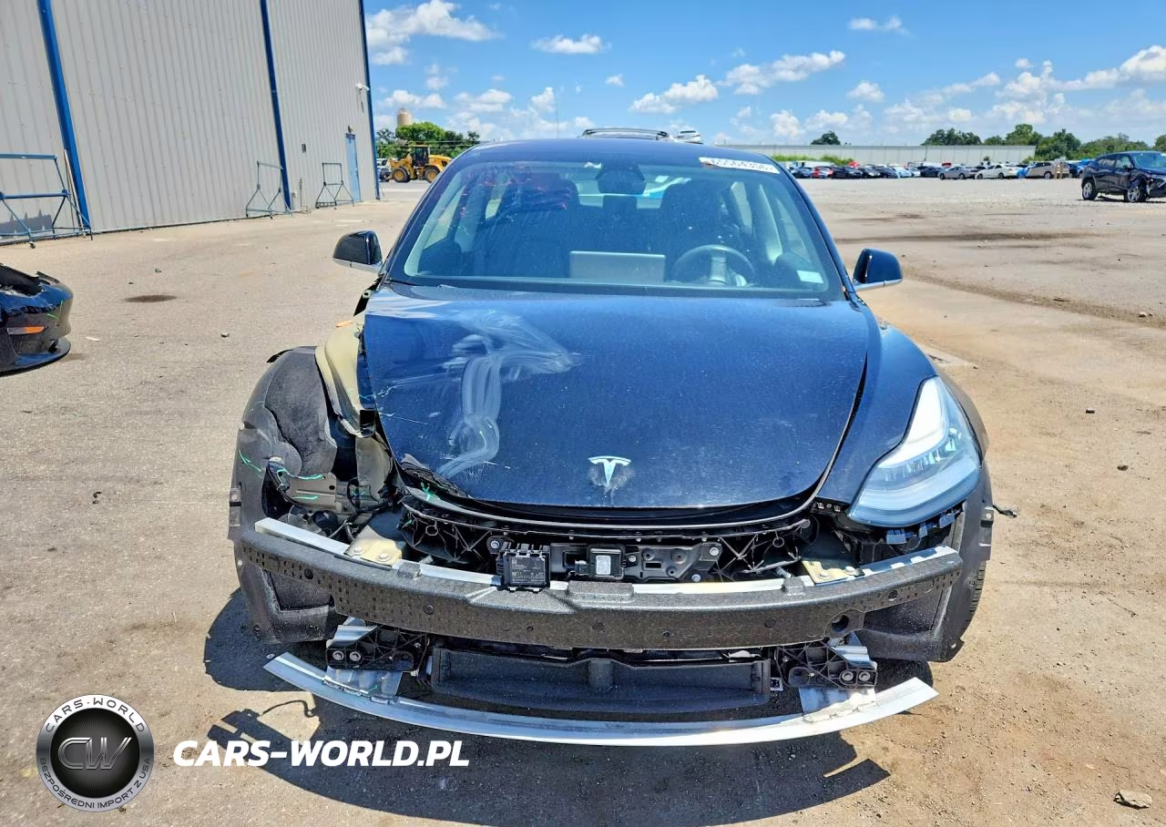 2018 Tesla Model 3 VIN:5YJ3E1EB7JF120900 - 5