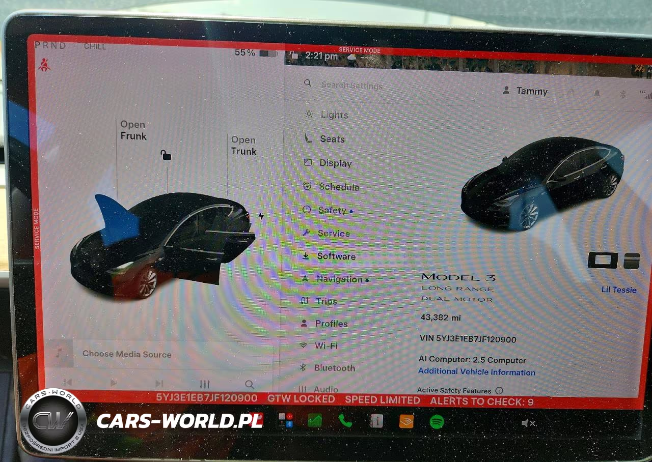 2018 Tesla Model 3 VIN:5YJ3E1EB7JF120900 - 9