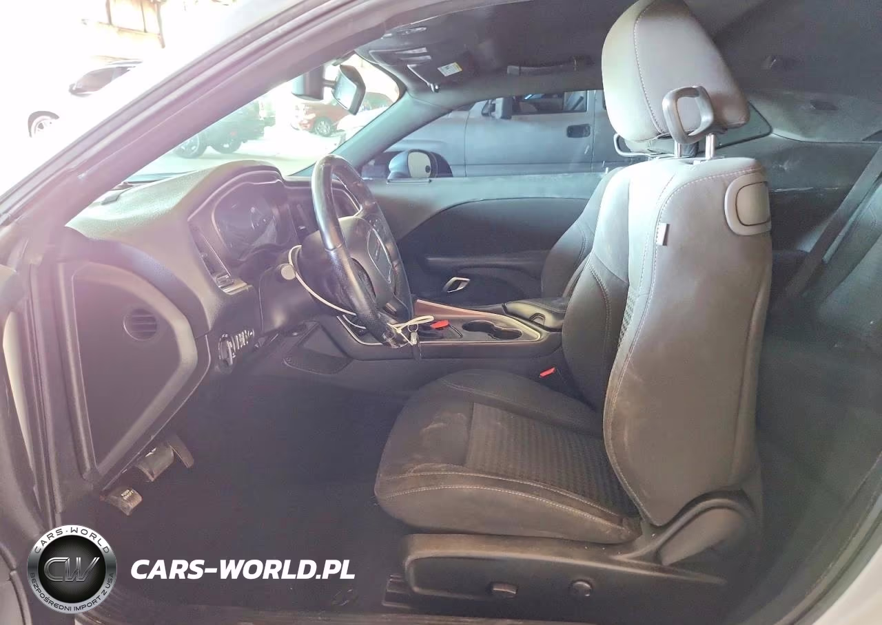 2022 Dodge Challenger Sxt VIN:2C3CDZAGXNH160671 - 7