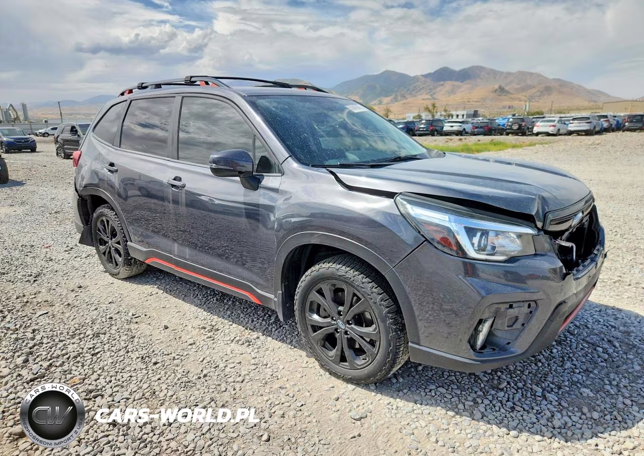 2020 Subaru Forester Sport VIN:JF2SKARC4LH494862 - 4