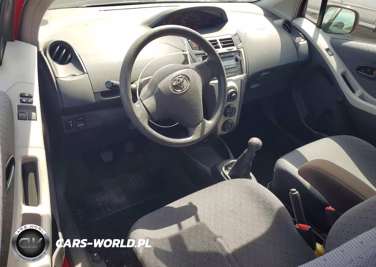 2010 Toyota Yaris Base VIN:JTDJT4K37A5314582 - 8
