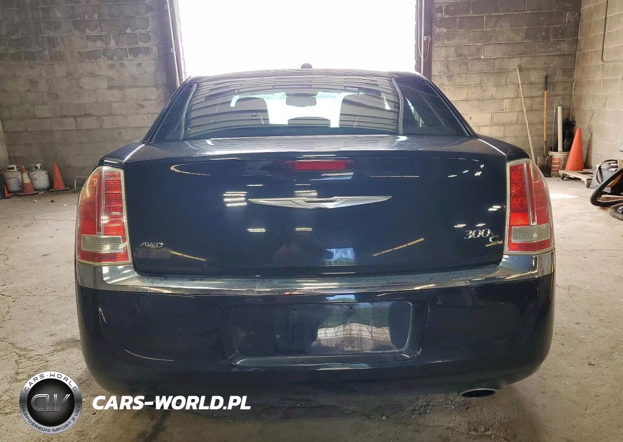 2014 Chrysler 300C VIN:2C3CCAKG8EH243969 - 6