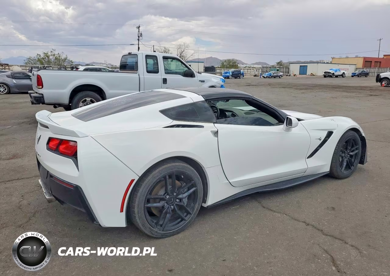 2016 Chevrolet Corvette Stingray 1Lt VIN:1G1YB2D79G5117923 - 3