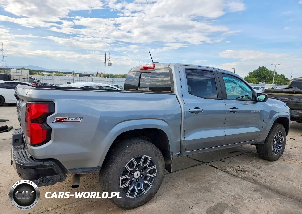 2023 Chevrolet Colorado Z71 VIN:1GCPTDEK6P1140727 - 3
