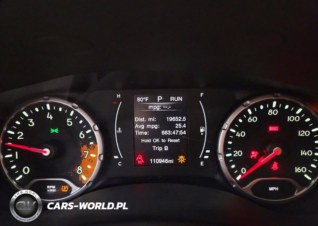 2016 Jeep Renegade Latitude VIN:ZACCJABT5GPE37696 - 9