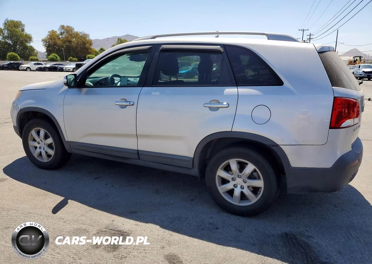 2011 Kia Sorento Lx VIN:5XYKT3A19BG157631 - 2