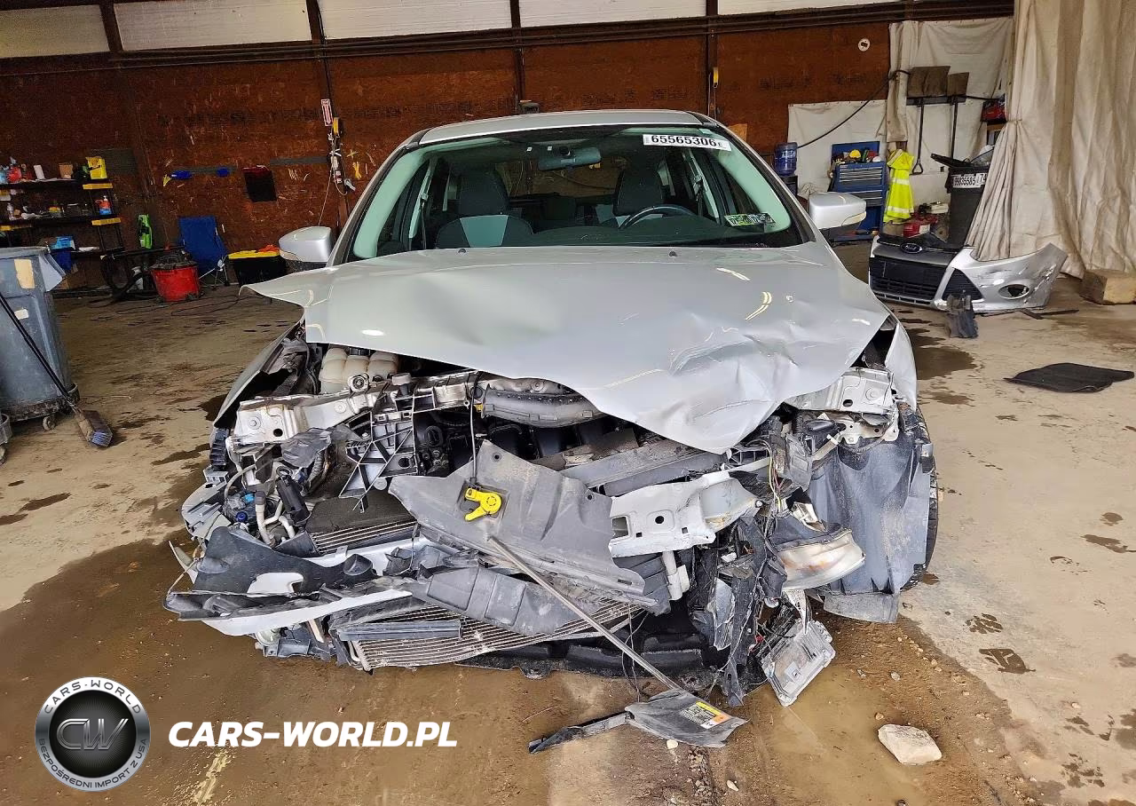 2014 Ford Focus Se VIN:1FADP3K21EL181943 - 5