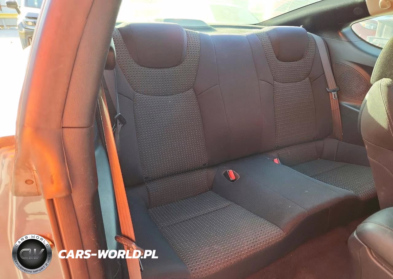 2012 Hyundai Genesis Coupe 2.0T VIN:KMHHT6KD3CU073725 - 10