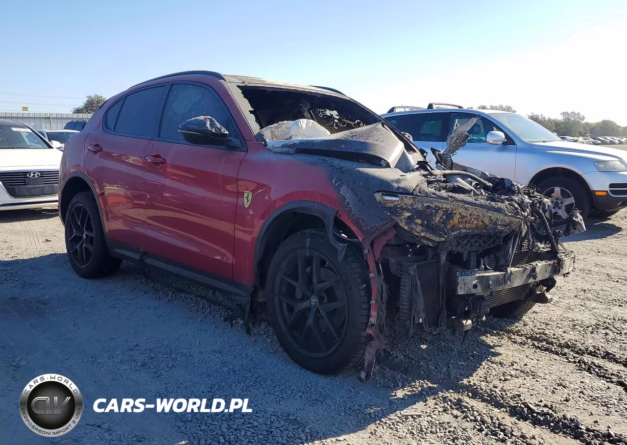 2021 Alfa Romeo Stelvio Sport VIN:ZASPAJAN7M7D08461 - 4