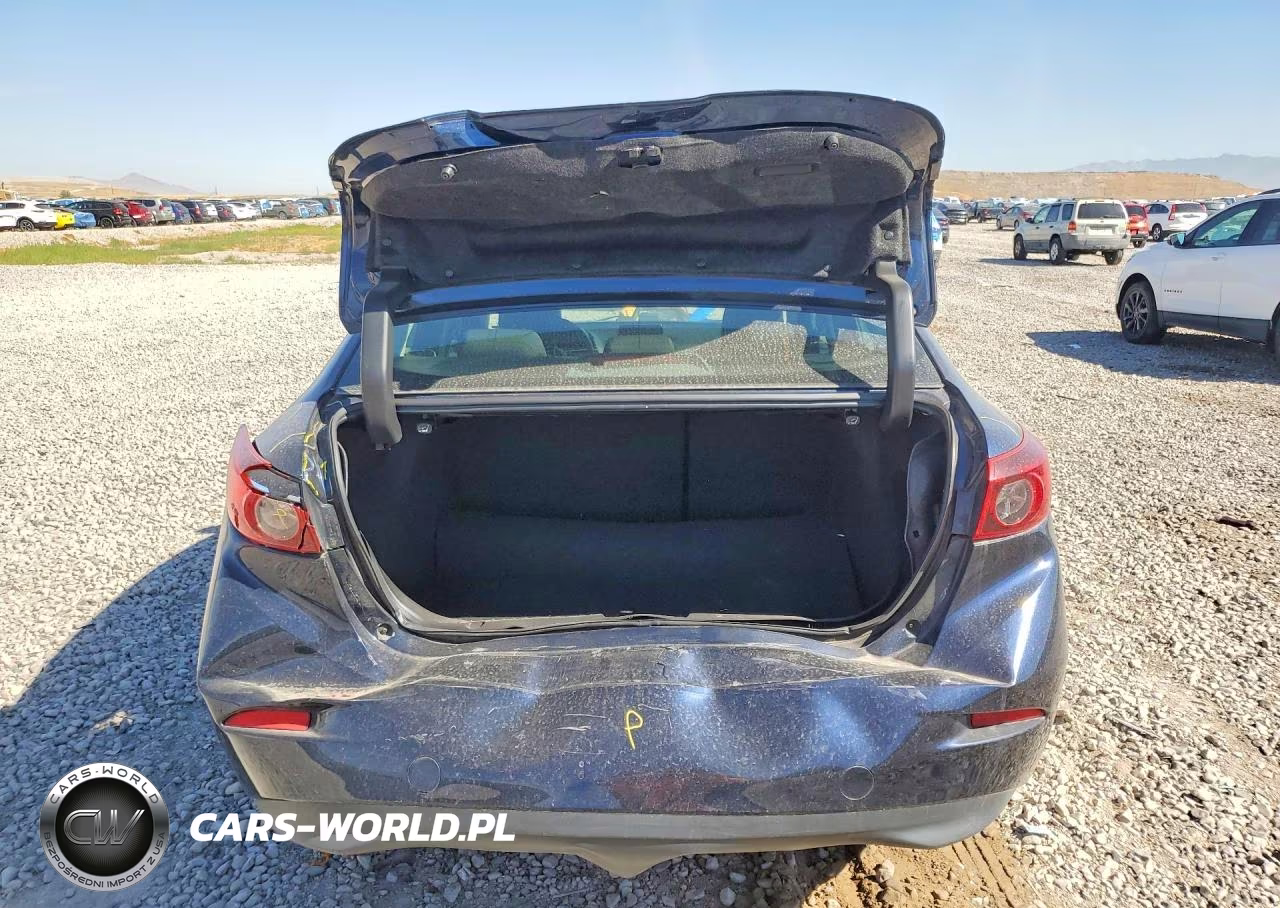 2018 Mazda 3 Sport VIN:3MZBN1U76JM208645 - 6