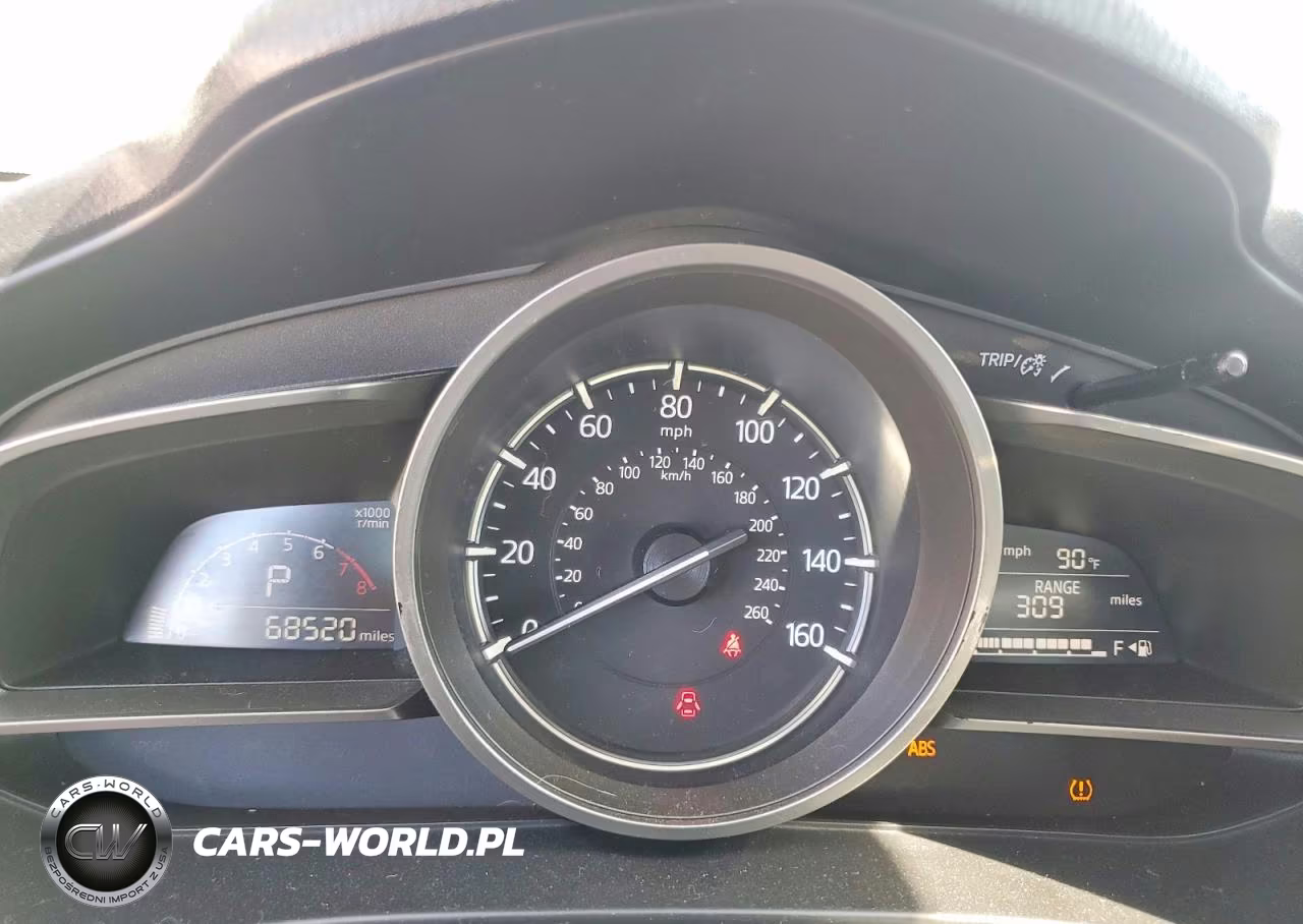 2018 Mazda 3 Sport VIN:3MZBN1U76JM208645 - 9