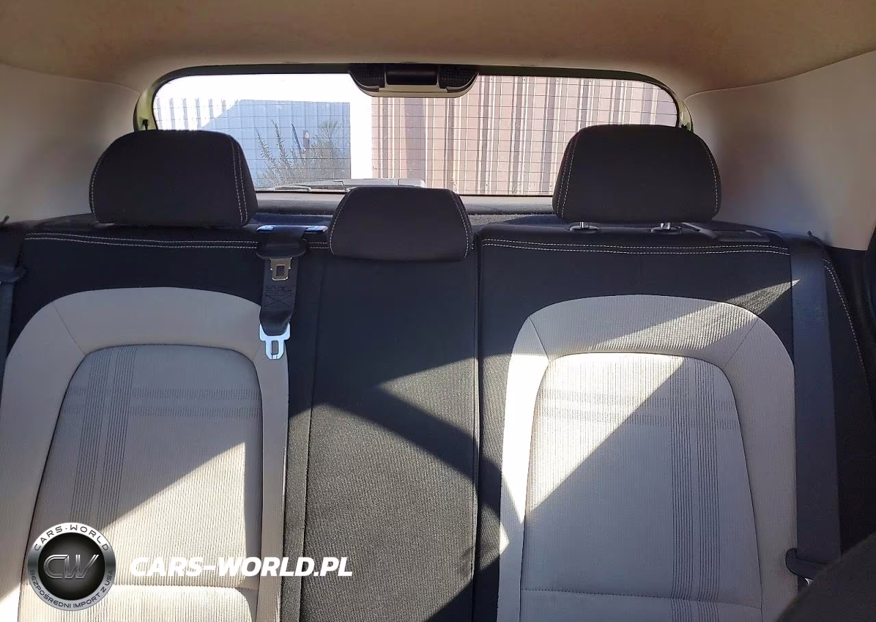 2021 Hyundai Venue Sel VIN:KMHRC8A37MU081918 - 10