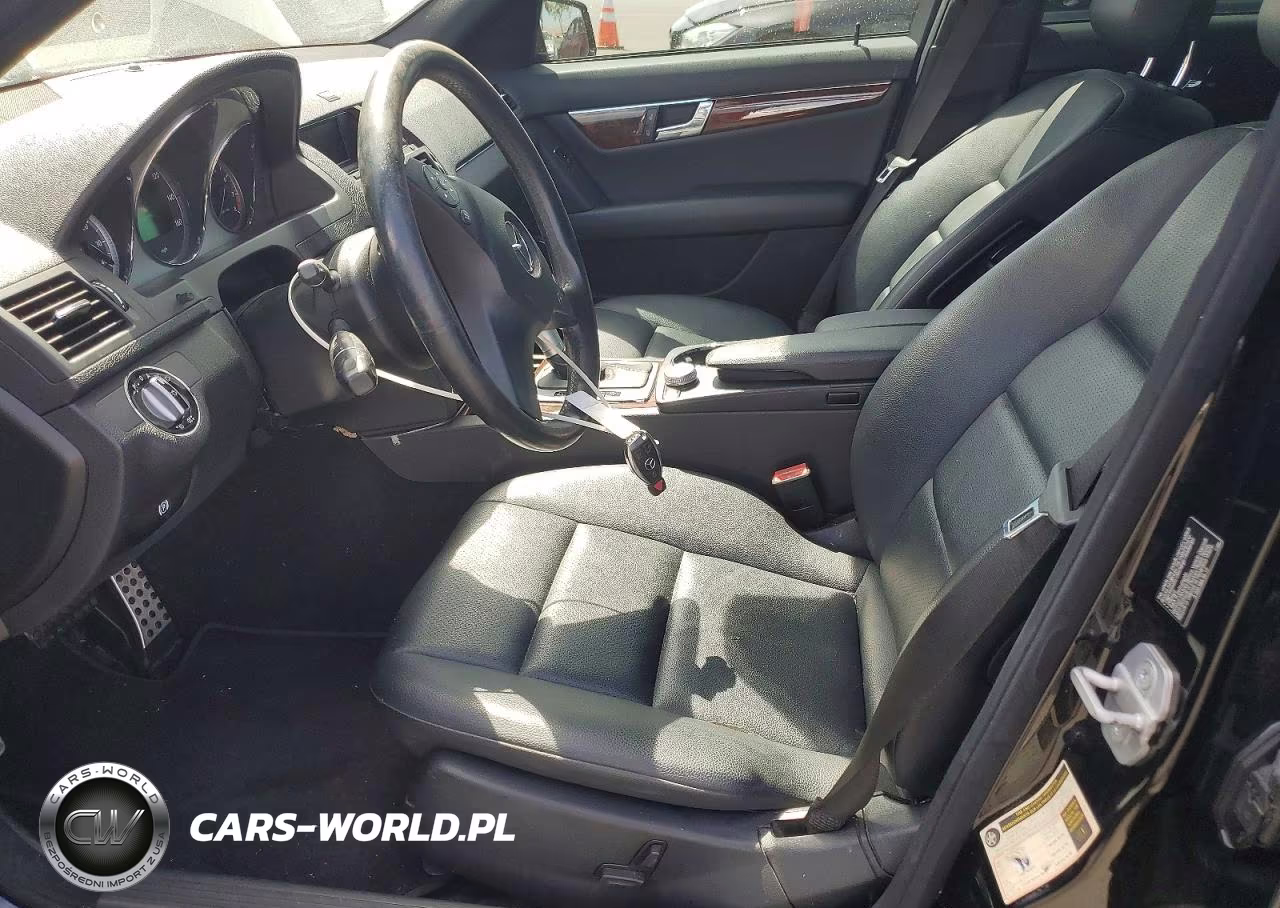 2010 Mercedes-Benz C 300 VIN:WDDGF5EB0AR115866 - 7
