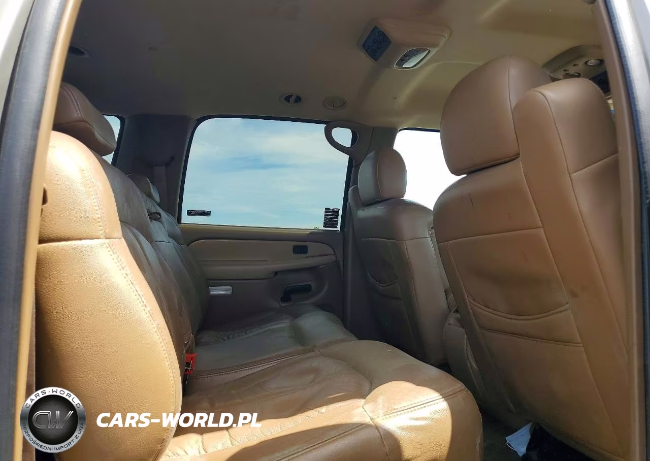 2000 Chevrolet Suburban K1500 VIN:3GNFK16T9YG139828 - 10