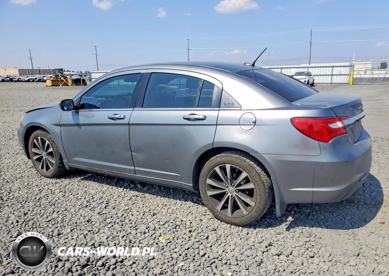 2011 Chrysler 200 S VIN:1C3BC8FG8BN596956 - 2