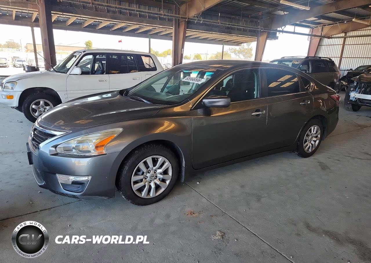 2015 Nissan Altima 2.5 S – zdjęcie 1 z 12