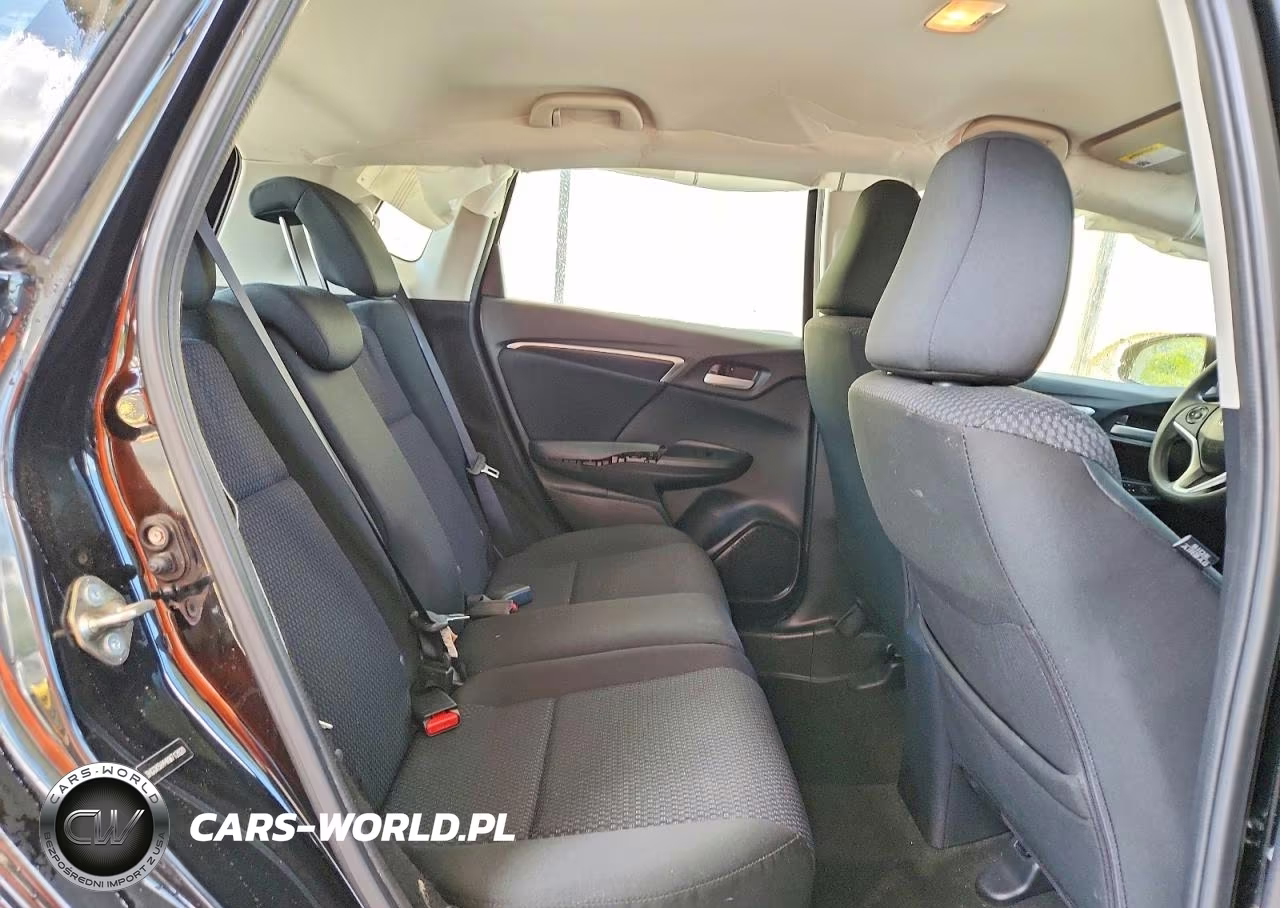 2019 Honda Fit Lx VIN:3HGGK5H44KM712820 - 10