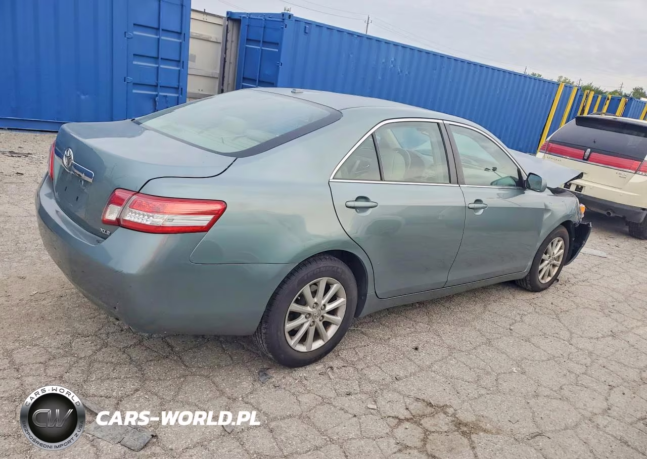 2011 Toyota Camry Xle VIN:4T1BF3EK2BU615966 - 3