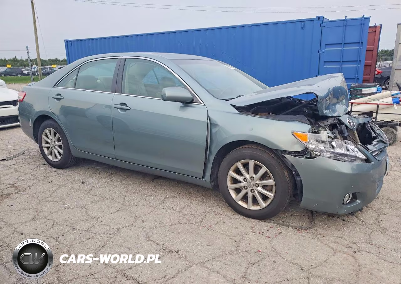 2011 Toyota Camry Xle VIN:4T1BF3EK2BU615966 - 4