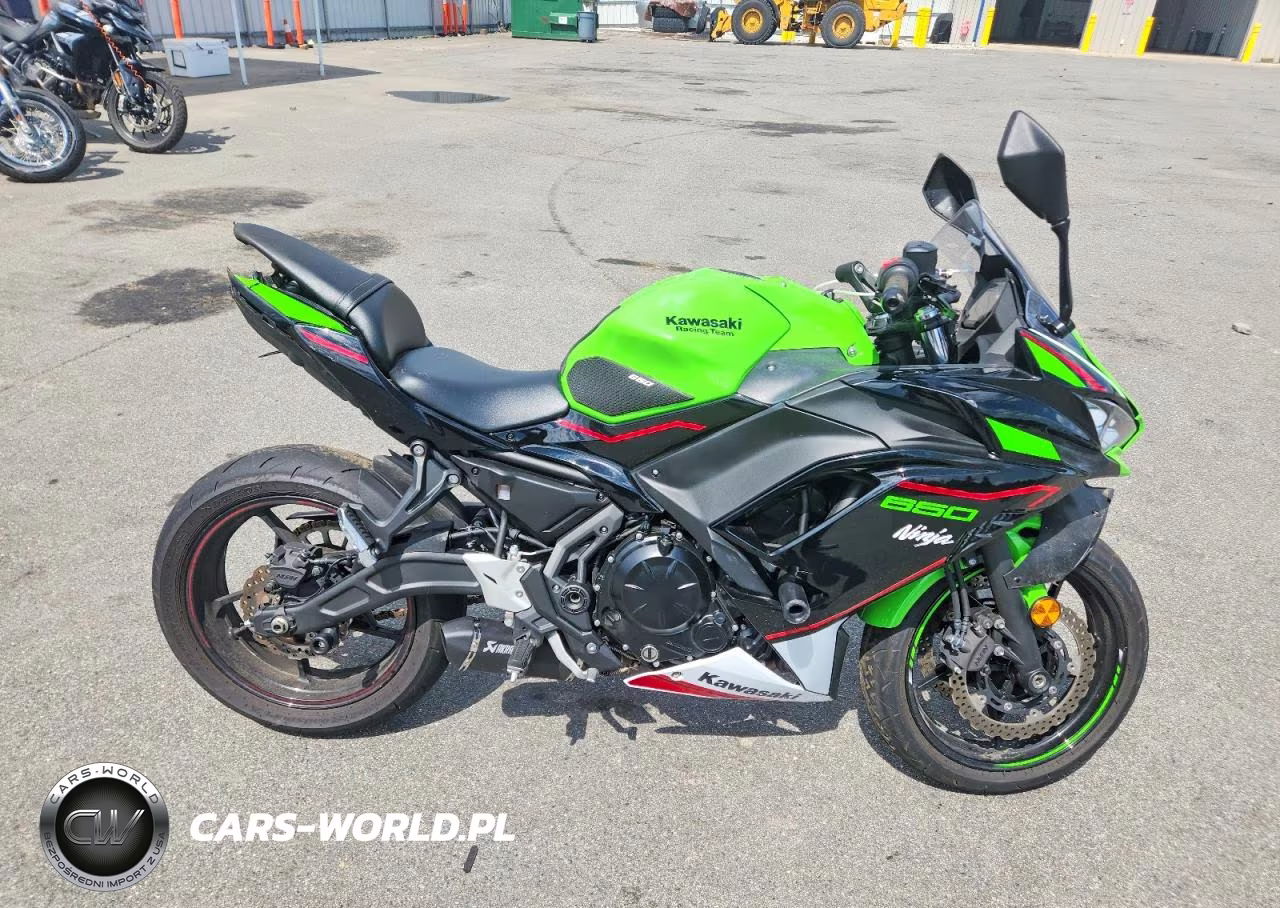 2022 Kawasaki Ex650 M