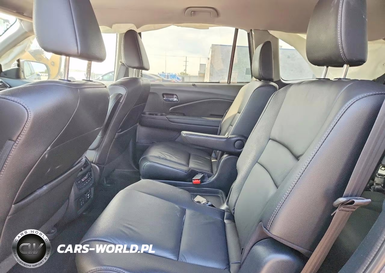 2022 Honda Pilot Touring VIN:5FNYF6H64NB034545 - 11