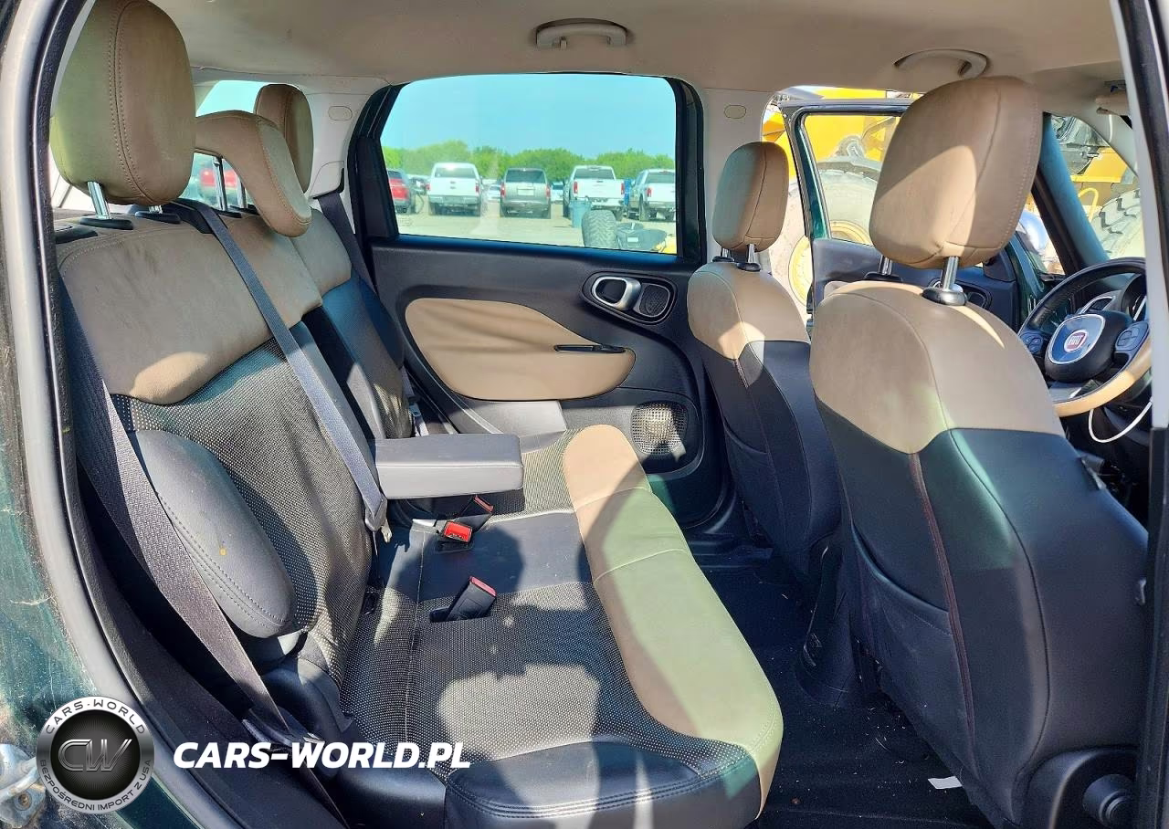 2015 Fiat 500L Lounge VIN:ZFBCFACH4FZ031925 - 10
