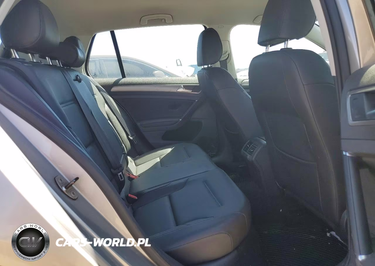 2015 Volkswagen Golf VIN:3VW217AU3FM036977 - 10