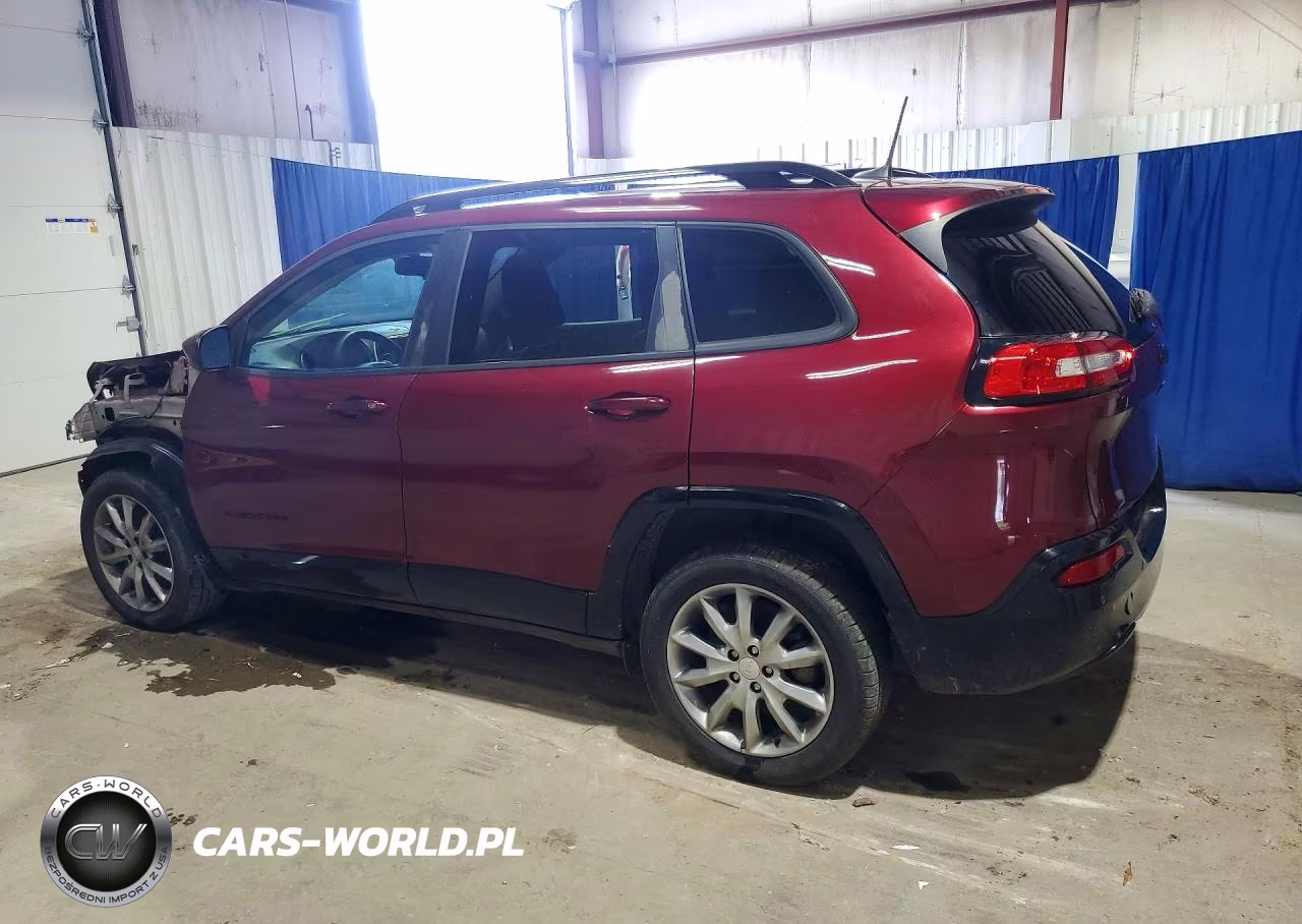 2018 Jeep Cherokee Latitude VIN:1C4PJLCB7JD612166 - 2