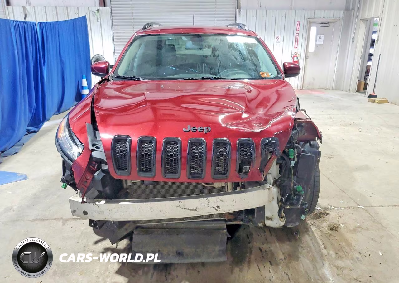 2018 Jeep Cherokee Latitude VIN:1C4PJLCB7JD612166 - 5