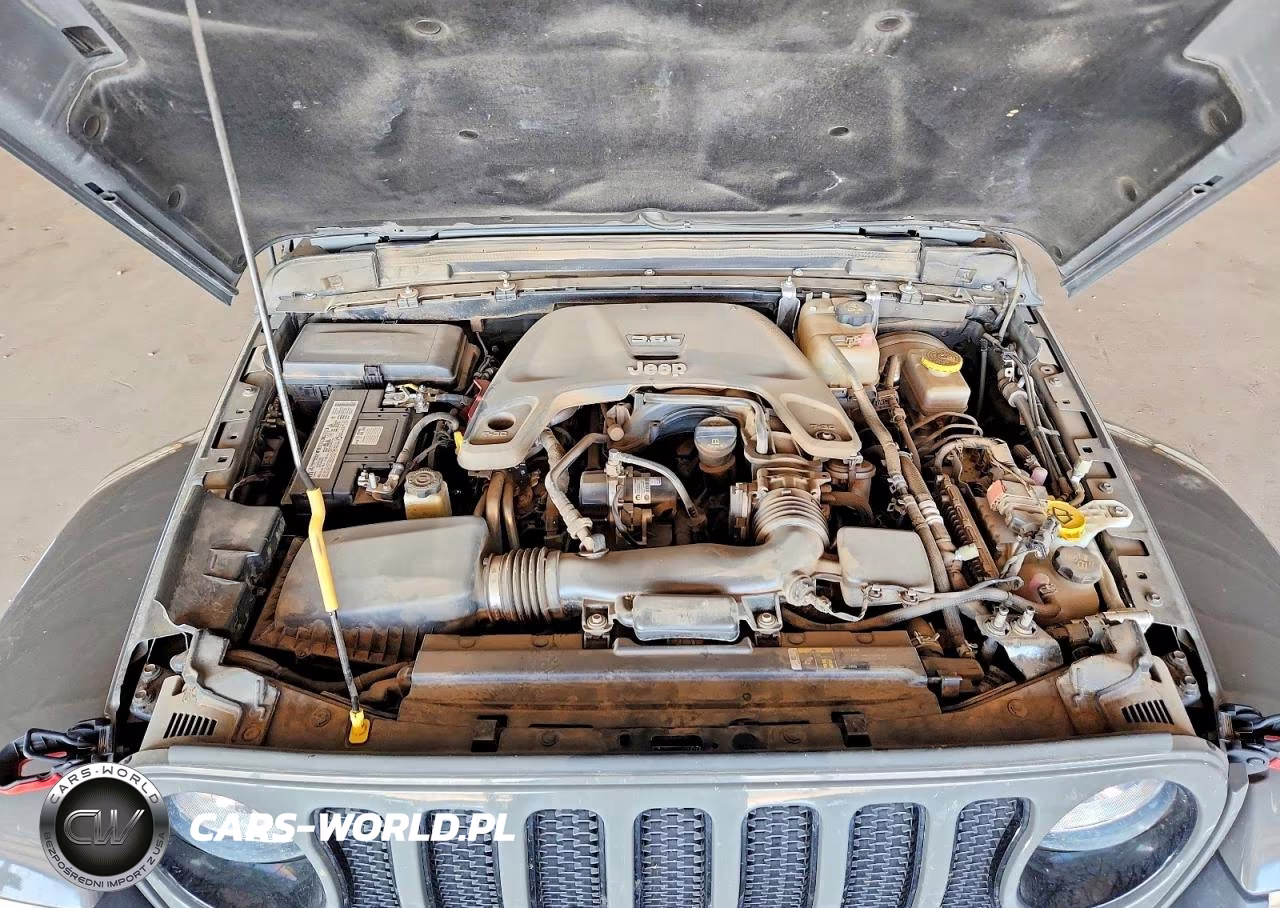 2020 Jeep Wrangler Unlimited Sahara VIN:1C4HJXEG5LW205636 - 11