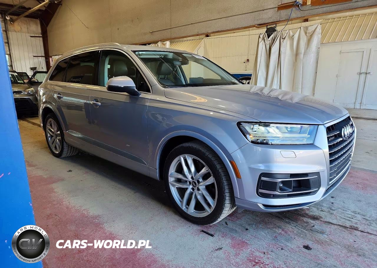 2018 Audi Q7 Prestige VIN:WA1VAAF72JD043708 - 4