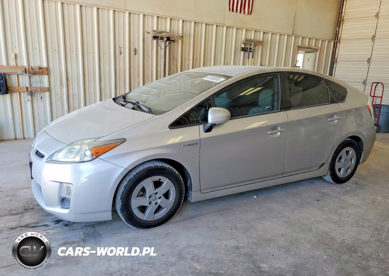 2011 Toyota Prius Three – zdjęcie 1 z 12