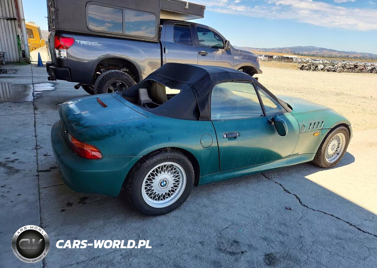 1997 BMW Z3 VIN:4USCH7328VLB80679 - 3