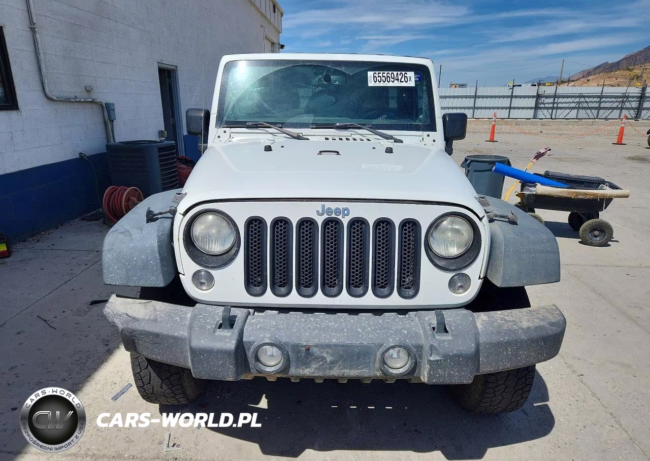 2014 Jeep Wrangler Unlimited Sport VIN:1C4BJWDG9EL228276 - 5