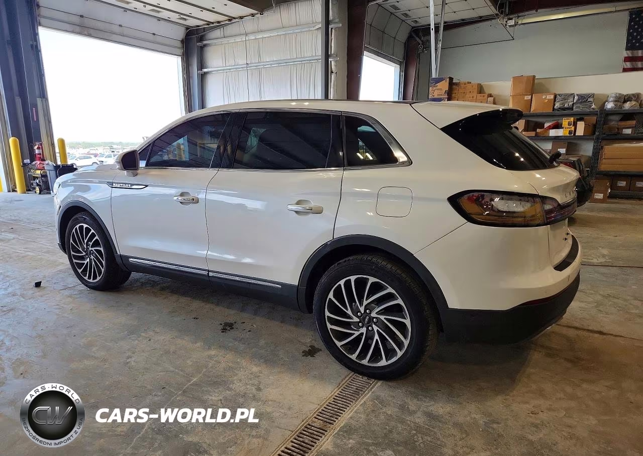 2019 Lincoln Nautilus Reserve VIN:2LMPJ8L96KBL45796 - 2